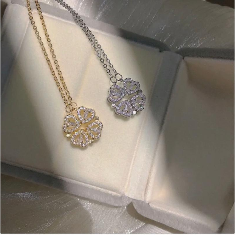 Colar Trevo de Corações com Caixa Rosas Eternas - Compre 1 Leve 2