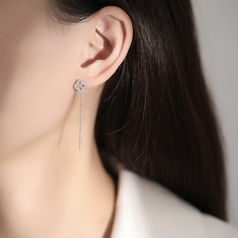 Brincos feminino Trevo de Quatro folhas em Prata Esterlina